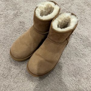 UGG Classic Mini II Boot